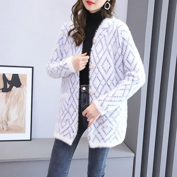 women's knits & tees 2021 fall geometric hooded sweater cardigan women korean fashion soft faux mink cashmere pearl single breasted kni, White
women's knits & tees 2021 fall geometric hooded sweater cardigan women korean fashion soft faux mink cashmere pearl single breasted kni, White