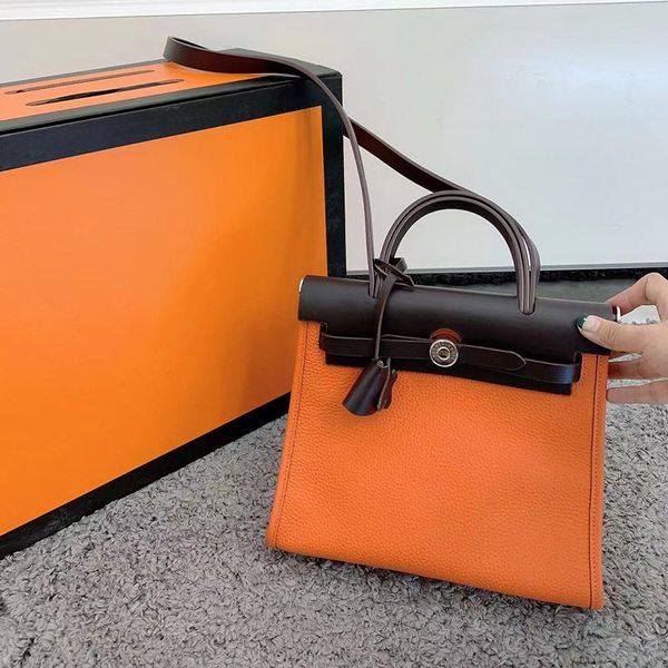 luxury pu cross body bags women letter totes bag business style fashion handbags bags shoulder party cross body bags
luxury pu cross body bags women letter totes bag business style fashion handbags bags shoulder party cross body bags