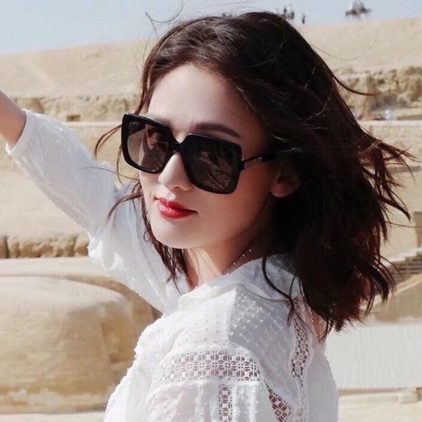 g's chen jon star net red same square gg0418 personalized fashion rimmed large frame sunglasses, White;black
g's chen jon star net red same square gg0418 personalized fashion rimmed large frame sunglasses, White;black