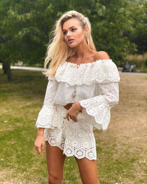 women's tracksuits 2021 spring and summer women sets hollow out white off the shoulder blouse shorts holiday vocation, Gray
women's tracksuits 2021 spring and summer women sets hollow out white off the shoulder blouse shorts holiday vocation, Gray