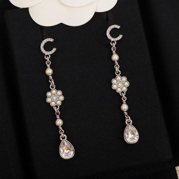 2021 fashion style luxury quality drop chain earring with diamond and nature shell beads in platinum color for women wedding jewelry gift ha, Golden
2021 fashion style luxury quality drop chain earring with diamond and nature shell beads in platinum color for women wedding jewelry gift ha, Golden