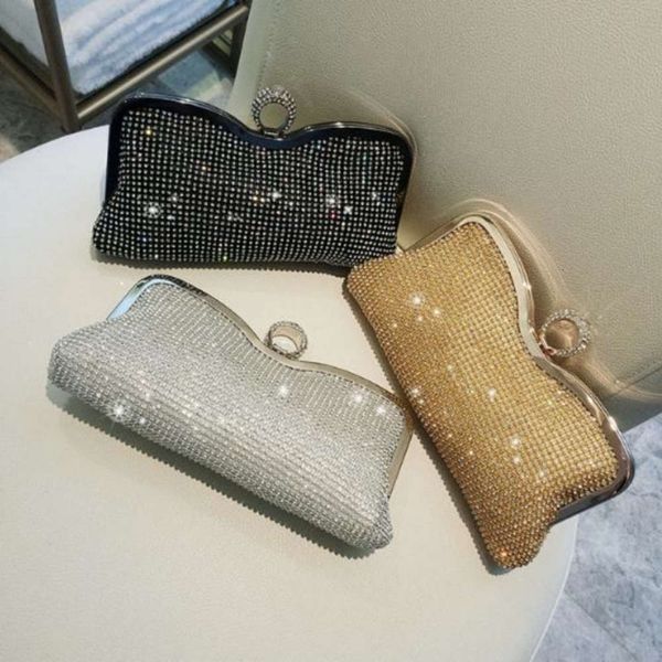 fashion2021 new dinner hand shiny small celebrity party bag, one shoulder slanting female bag
fashion2021 new dinner hand shiny small celebrity party bag, one shoulder slanting female bag