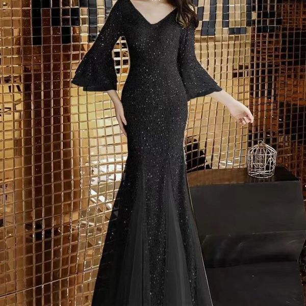 Women Sexy V Neck Flare Sleeves Mermaid Evening Dress Sparkling Sequined Backless Long Prom Dresses Koszulka Nocna, Black
Women Sexy V Neck Flare Sleeves Mermaid Evening Dress Sparkling Sequined Backless Long Prom Dresses Koszulka Nocna, Black