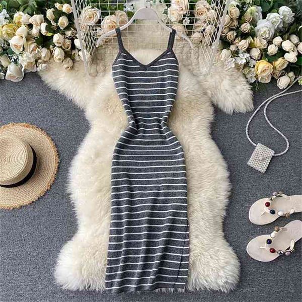 summer stripe dress women slim v neck spaghetti strap bodycon es ladies vinage basic knit party vestidos 210525, Black;gray
summer stripe dress women slim v neck spaghetti strap bodycon es ladies vinage basic knit party vestidos 210525, Black;gray