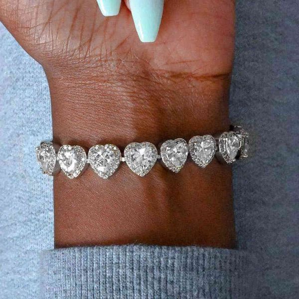 luxury charm zircon heart bracelet bridal set bangle for women men's jewellery wedding summer love bracelets designer, Golden;silver
luxury charm zircon heart bracelet bridal set bangle for women men's jewellery wedding summer love bracelets designer, Golden;silver