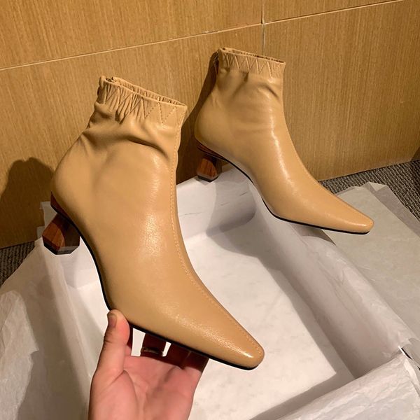 Concise Genuine Leather Women Ankle Boots 2021 Autumn Winter Back Pointed Toe Zipper Thick Heels Pumps Party Basic Shoes Woman, Beige
Concise Genuine Leather Women Ankle Boots 2021 Autumn Winter Back Pointed Toe Zipper Thick Heels Pumps Party Basic Shoes Woman, Beige