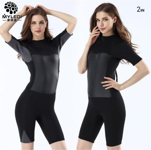 myle gend 2mm neoprene one piece short sleeved women wetsuit diving suit one-piece surfing
myle gend 2mm neoprene one piece short sleeved women wetsuit diving suit one-piece surfing
