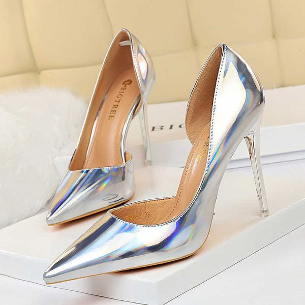 classic luxury designer silver high heels women shoes patent leather woman pumps 2022 new party stiletto ladies .5 cm paris wholesale, Black 
classic luxury designer silver high heels women shoes patent leather woman pumps 2022 new party stiletto ladies .5 cm paris wholesale, Black