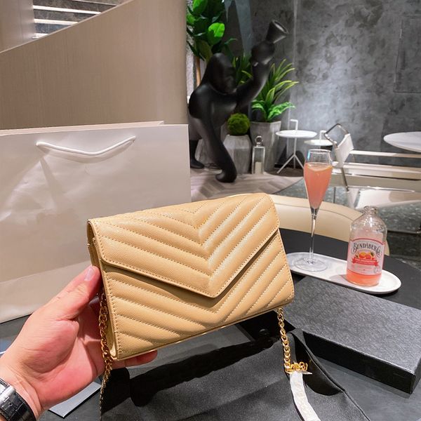women leather handbags purses luxury designen ladies chains shoulder bags fashion all-match messenger bag wallets envelope
women leather handbags purses luxury designen ladies chains shoulder bags fashion all-match messenger bag wallets envelope