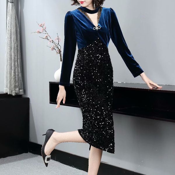 2021 spring new women party v-neck velvet patchwork sequins slim fashion elegant chic midi dress 89ds, Black;gray
2021 spring new women party v-neck velvet patchwork sequins slim fashion elegant chic midi dress 89ds, Black;gray