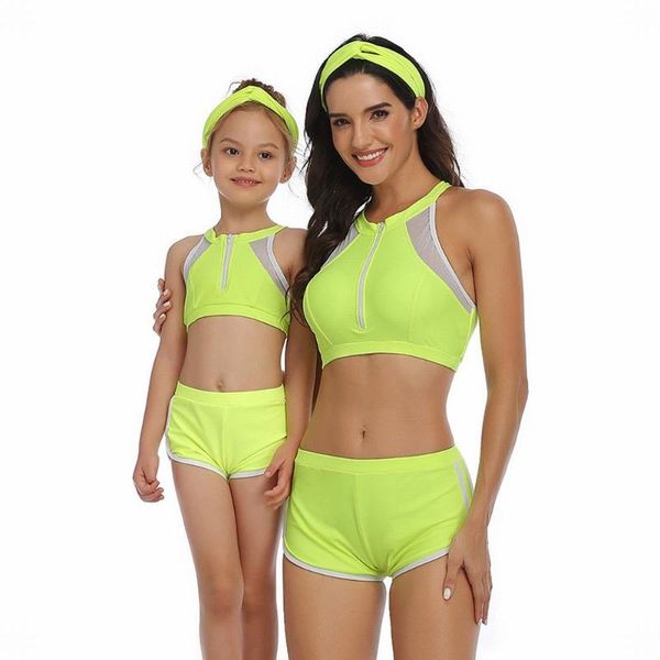 2021 women solid color bikini set women o-neck high-waisted two piece swimsuit girl beach bathing suit swimwear
2021 women solid color bikini set women o-neck high-waisted two piece swimsuit girl beach bathing suit swimwear