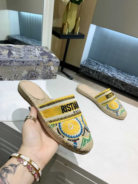 slippers d family embroidered fisherman's half slippers for women zly {category}, Black
slippers d family embroidered fisherman's half slippers for women zly {category}, Black