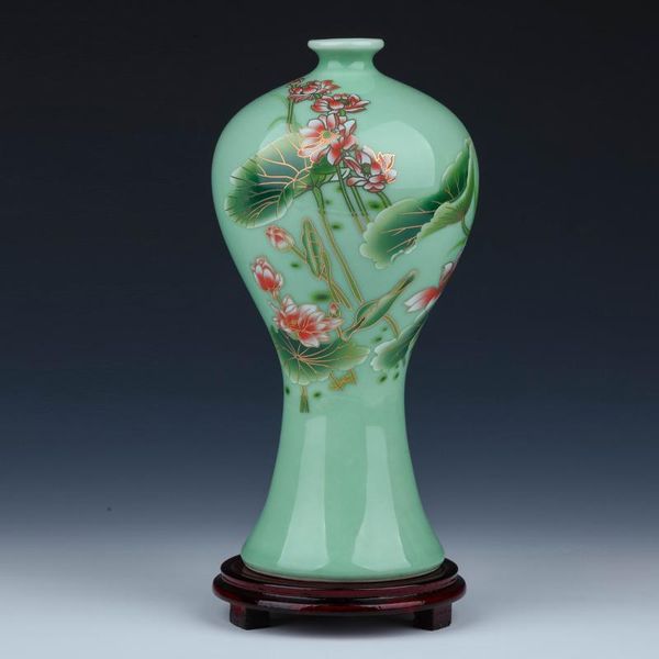 jingdezhen ceramic bean green glaze vase famille rose lotus patern vase ornament living room
jingdezhen ceramic bean green glaze vase famille rose lotus patern vase ornament living room