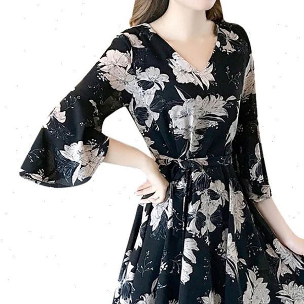 2021 new fashion women dress printing knee length half sleeve loose elegant dress maxi dresses for women, Black;gray
2021 new fashion women dress printing knee length half sleeve loose elegant dress maxi dresses for women, Black;gray