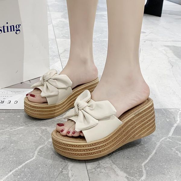 slippers butterfly-knot house platform high-heeled shoes lady slides fashion on a wedge slipers women soft summer luxury 2021 bu, Black
slippers butterfly-knot house platform high-heeled shoes lady slides fashion on a wedge slipers women soft summer luxury 2021 bu, Black