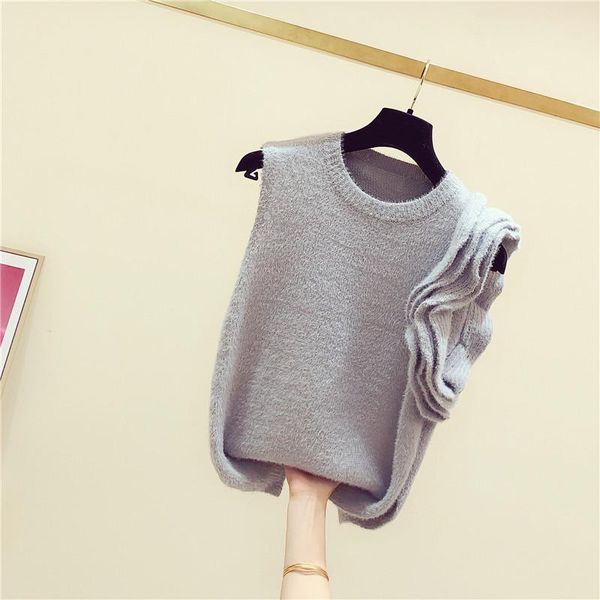 2021 spring new elegant ruffle round neck sleeveless knitted vest sweater women's all-match sleeveless knitwear, White;black
2021 spring new elegant ruffle round neck sleeveless knitted vest sweater women's all-match sleeveless knitwear, White;black