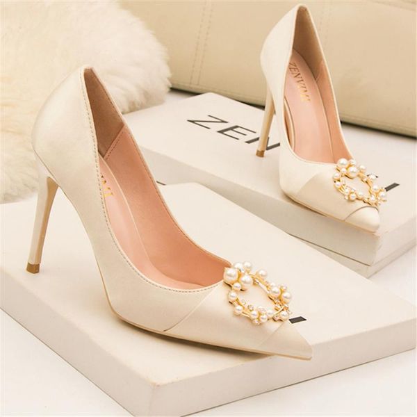 dress shoes 2021 women 10cm high heel scarpins crystal satin pumps female silk red light gold wedding bridal valentine burgundy fetish, Black
dress shoes 2021 women 10cm high heel scarpins crystal satin pumps female silk red light gold wedding bridal valentine burgundy fetish, Black
