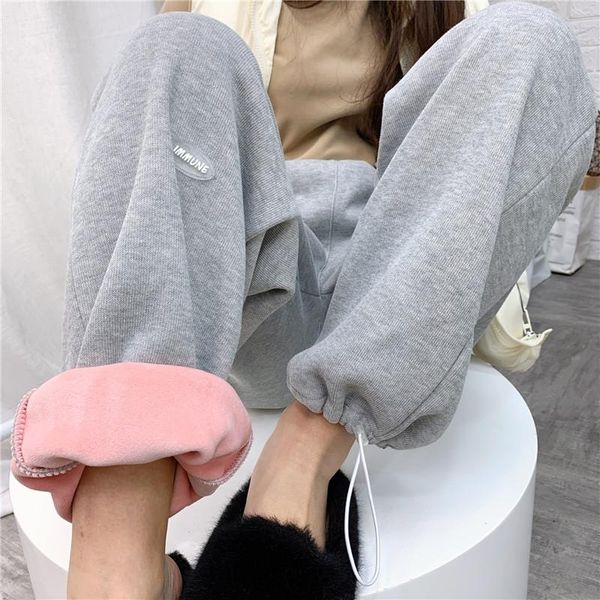 women's pants & capris women velvet warm joggers 2021 high waist trousers streetwear sweatpants gothic plus size harajuku wide leg, Black;white
women's pants & capris women velvet warm joggers 2021 high waist trousers streetwear sweatpants gothic plus size harajuku wide leg, Black;white