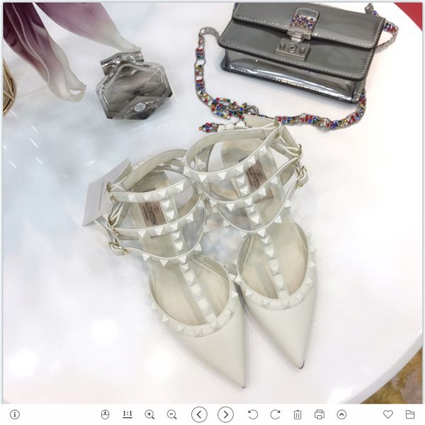 2021 good quality fashion women luxurys designers shoes designer sandals womens luxury high heels sandal dress shoess with box size 35-41 -g, Black
2021 good quality fashion women luxurys designers shoes designer sandals womens luxury high heels sandal dress shoess with box size 35-41 -g, Black
