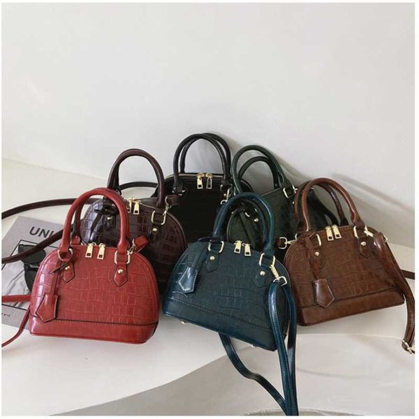 evening bags fashion brand designer women handbags stone pattern shell bag large-capacity shoulder high-quality classic diagonal
evening bags fashion brand designer women handbags stone pattern shell bag large-capacity shoulder high-quality classic diagonal