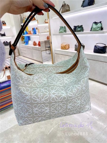 luo yiwei women's cubi underarm bag hobo canvas portable one shoulder dumpling lunch
luo yiwei women's cubi underarm bag hobo canvas portable one shoulder dumpling lunch