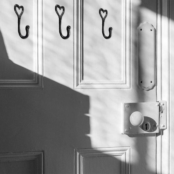 hook heart shape door coat storage hanger home iron hat black decorative holder wall mounted vintage bedroom
hook heart shape door coat storage hanger home iron hat black decorative holder wall mounted vintage bedroom