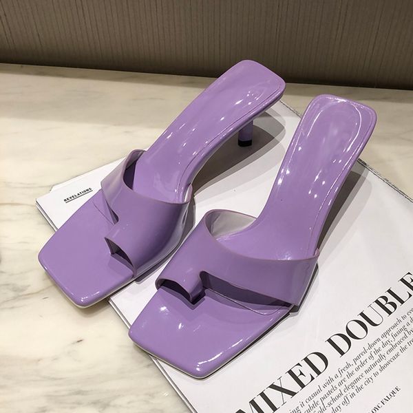 2021 new clip toe women sandals slides patent leather slip on slippers thin heel mules purple green flip flop ladies shoes d8cj, Black
2021 new clip toe women sandals slides patent leather slip on slippers thin heel mules purple green flip flop ladies shoes d8cj, Black