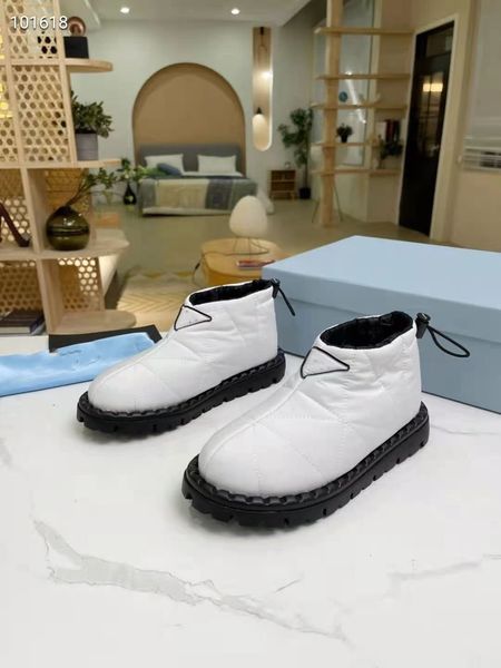 2023 designer sneakers calfskin casual shoes reflective shoes vintage suede leather trainers 0617, Black
2023 designer sneakers calfskin casual shoes reflective shoes vintage suede leather trainers 0617, Black