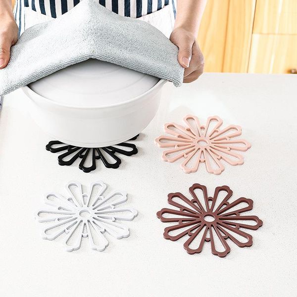 1pc 2 colors silicone bowl drink coffee cup pad coasters placemats anti-pad non-slip dining table mats kitchen accessories
1pc 2 colors silicone bowl drink coffee cup pad coasters placemats anti-pad non-slip dining table mats kitchen accessories