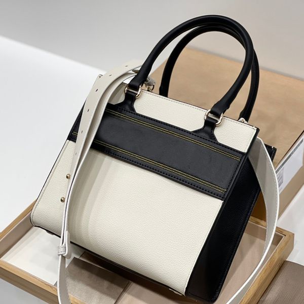 5a+ totes women luxury handbag designers bags crossbody bag purse cowhide learther checker plaid with original box shopping clutch handbags
5a+ totes women luxury handbag designers bags crossbody bag purse cowhide learther checker plaid with original box shopping clutch handbags