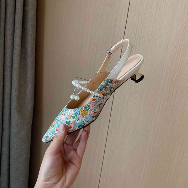 dress shoes qutaa printing genuine leather female pumps back strap buckle summer women string bead pointed toe sandals size 34-39 b834, Black
dress shoes qutaa printing genuine leather female pumps back strap buckle summer women string bead pointed toe sandals size 34-39 b834, Black