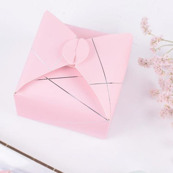 gift wrap pcs romantic bag fresh style storage candy box stylish case for wedding party souvenir- silver line
gift wrap pcs romantic bag fresh style storage candy box stylish case for wedding party souvenir- silver line