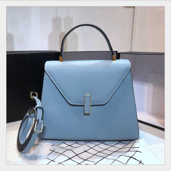 evening bags 2021 luxury big brand ladies bag full grain cowhide organ horseshoe large capacity one-shoulder messenger handbag
evening bags 2021 luxury big brand ladies bag full grain cowhide organ horseshoe large capacity one-shoulder messenger handbag
