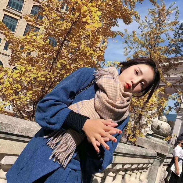 designer version net red autumn and winter tassel cool wind stripe long shawl decoration warm gift scarf, Blue;black
designer version net red autumn and winter tassel cool wind stripe long shawl decoration warm gift scarf, Blue;black