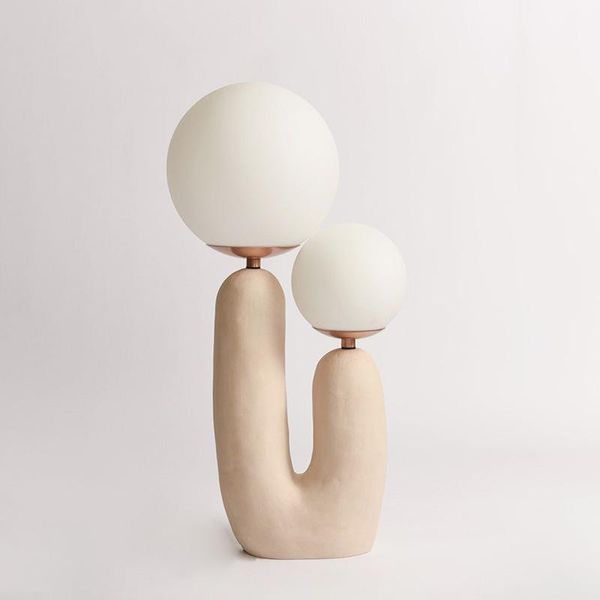 nordic style creative art table lamp post modern simple bedroom bedside designer model room children's room table lamp
nordic style creative art table lamp post modern simple bedroom bedside designer model room children's room table lamp
