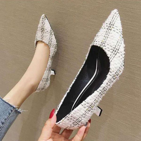 dress shoes french high heels women's spring 2021 pointed stiletto work cat versatile shallow mouth single mid-heel, Black
dress shoes french high heels women's spring 2021 pointed stiletto work cat versatile shallow mouth single mid-heel, Black