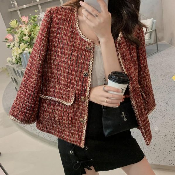 2021 new autumn elegant single-breasted plaid tweed woolen jacket long sleeve office chic outerwear coat female, Black;brown
2021 new autumn elegant single-breasted plaid tweed woolen jacket long sleeve office chic outerwear coat female, Black;brown