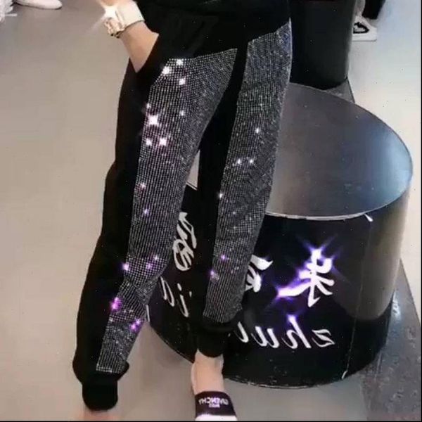 2021 early autumn women pant new heavy industry drilling beam foot casual pants women fashion wild loose pant tide 225, Black;white
2021 early autumn women pant new heavy industry drilling beam foot casual pants women fashion wild loose pant tide 225, Black;white
