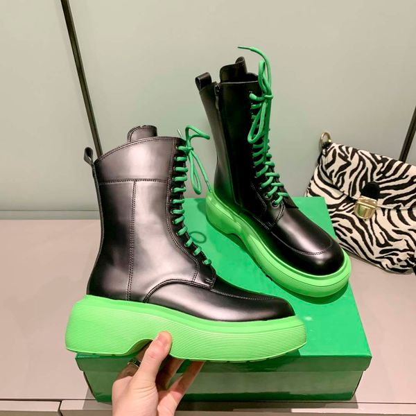 designer cute boot latest straight women boots fashionfull leather material rubber sole luxury temperament with box 01, Black
designer cute boot latest straight women boots fashionfull leather material rubber sole luxury temperament with box 01, Black