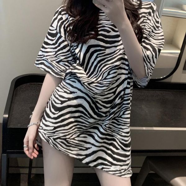 women's t-shirt summer mid-length short-sleeved french design niche zebra striped loose 2021, White
women's t-shirt summer mid-length short-sleeved french design niche zebra striped loose 2021, White