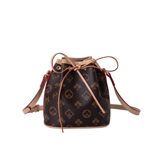 shoulder bag for women luxury with crossbody sling chain strap plaid mahjong designer pu leather vintage handbags
shoulder bag for women luxury with crossbody sling chain strap plaid mahjong designer pu leather vintage handbags