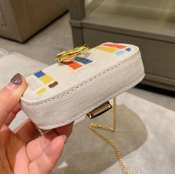 coin bag women wallets luxurys designers mini crossbody purse fashion canvas patchwork color hasp chain handbag letter hardware
coin bag women wallets luxurys designers mini crossbody purse fashion canvas patchwork color hasp chain handbag letter hardware