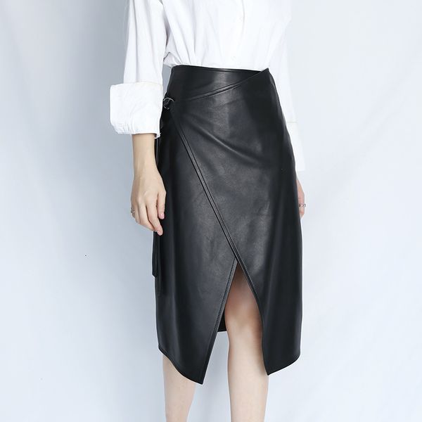 2021 new autumn winter women' black asymmetrical design loop buckle belt sheep leather midskirt female fashion skirt u00p
2021 new autumn winter women' black asymmetrical design loop buckle belt sheep leather midskirt female fashion skirt u00p