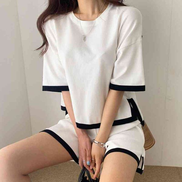 women's suits & blazers chic korean summer simple thin soft knitted tracksuit women o-neck short sleeve pullover and shorts two piece, White;black
women's suits & blazers chic korean summer simple thin soft knitted tracksuit women o-neck short sleeve pullover and shorts two piece, White;black