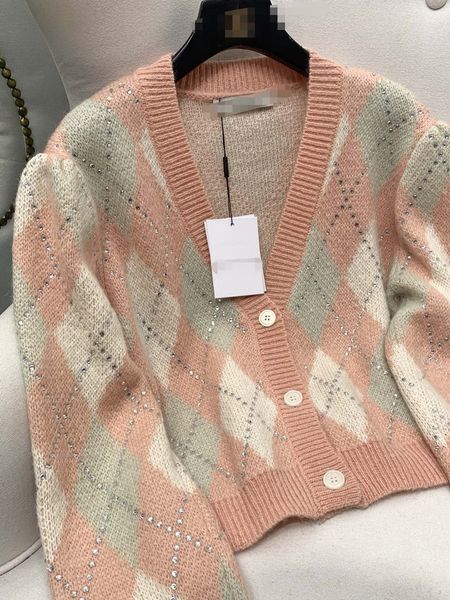 autumn and winter new knitted cardigan shenzhen nanyou original design womens clothing fashion socialite temperament rhombus v-neck sweater, White;black
autumn and winter new knitted cardigan shenzhen nanyou original design womens clothing fashion socialite temperament rhombus v-neck sweater, White;black