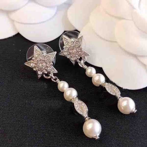 luxury style drop earring with pearl and diamond for women engagement lover jewelry gift with box ps4058, Silver
luxury style drop earring with pearl and diamond for women engagement lover jewelry gift with box ps4058, Silver