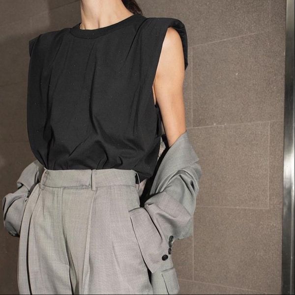 2021 new sleeveless t shirt women summer o neck tshirts summer simple tee with shoulder pads drop shipping, White
2021 new sleeveless t shirt women summer o neck tshirts summer simple tee with shoulder pads drop shipping, White