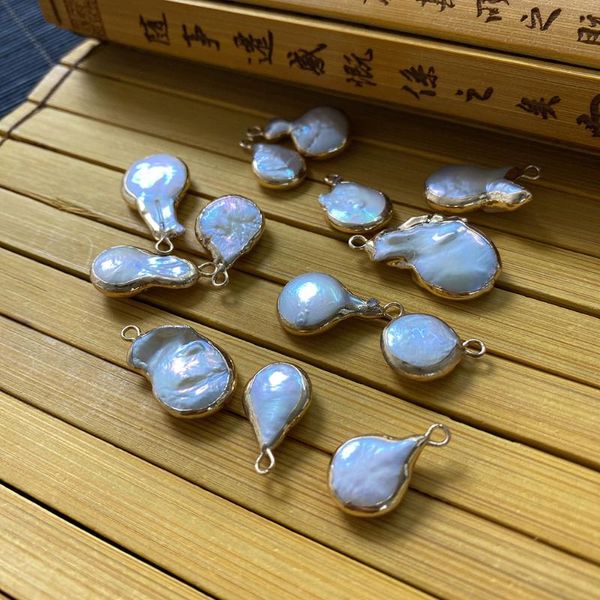 charms natural freshwater shell pendant white butterfly irregular shape diy fashion charm women's jewelry accessories wholesale, Bronze;silver
charms natural freshwater shell pendant white butterfly irregular shape diy fashion charm women's jewelry accessories wholesale, Bronze;silver