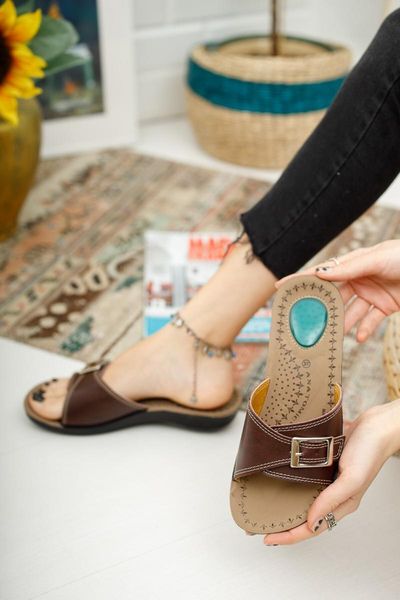 2021 summer women flat slippers orthopedic pu leather summer ladies comfortable soft home beach wedges shoes plus women slippers, Black
2021 summer women flat slippers orthopedic pu leather summer ladies comfortable soft home beach wedges shoes plus women slippers, Black