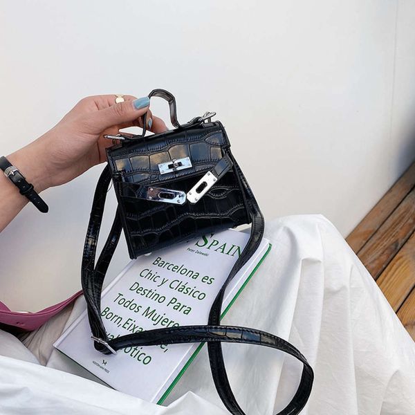 hbp small 2021 new fashion net red messenger bag for women
hbp small 2021 new fashion net red messenger bag for women